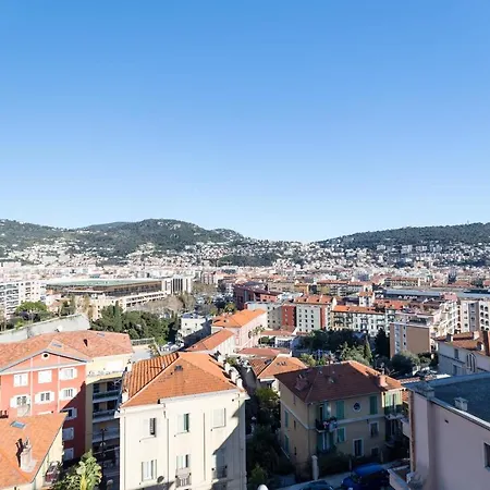 Apartmán Great City View - 2 Bdr In A Quiet District