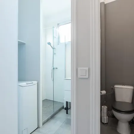Great City View - 2 Bdr In A Quiet District
